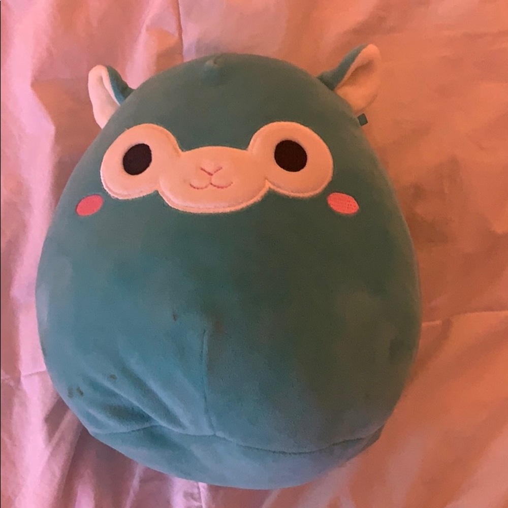 stuffed llama squishmallow
